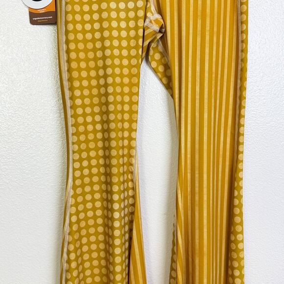 Yoga Democracy Womens Large Bell Bottoms Yoga Pants Yellow Polka Dot Striped NWT - Picture 4 of 12